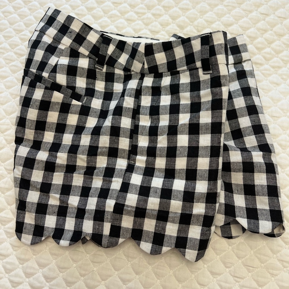 J. Crew Scalloped linen cotton preppy gingham check shorts by EUC